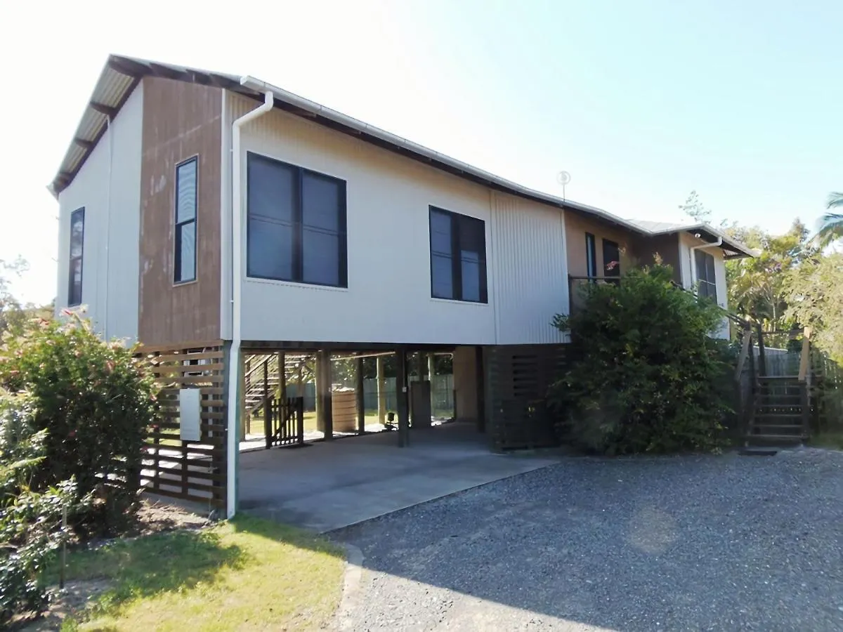 Kurrawah Rainbow Beach Holiday home